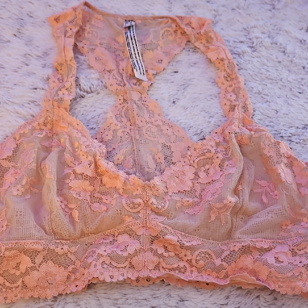 Lace Bralette in Peach